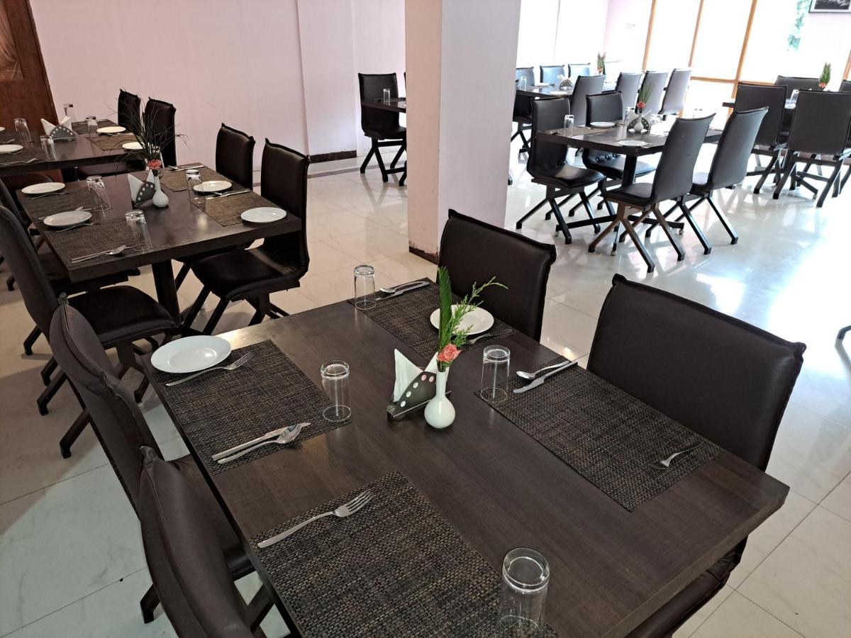 Hotel Preethi Classic Towers Ooty Exteriör bild
