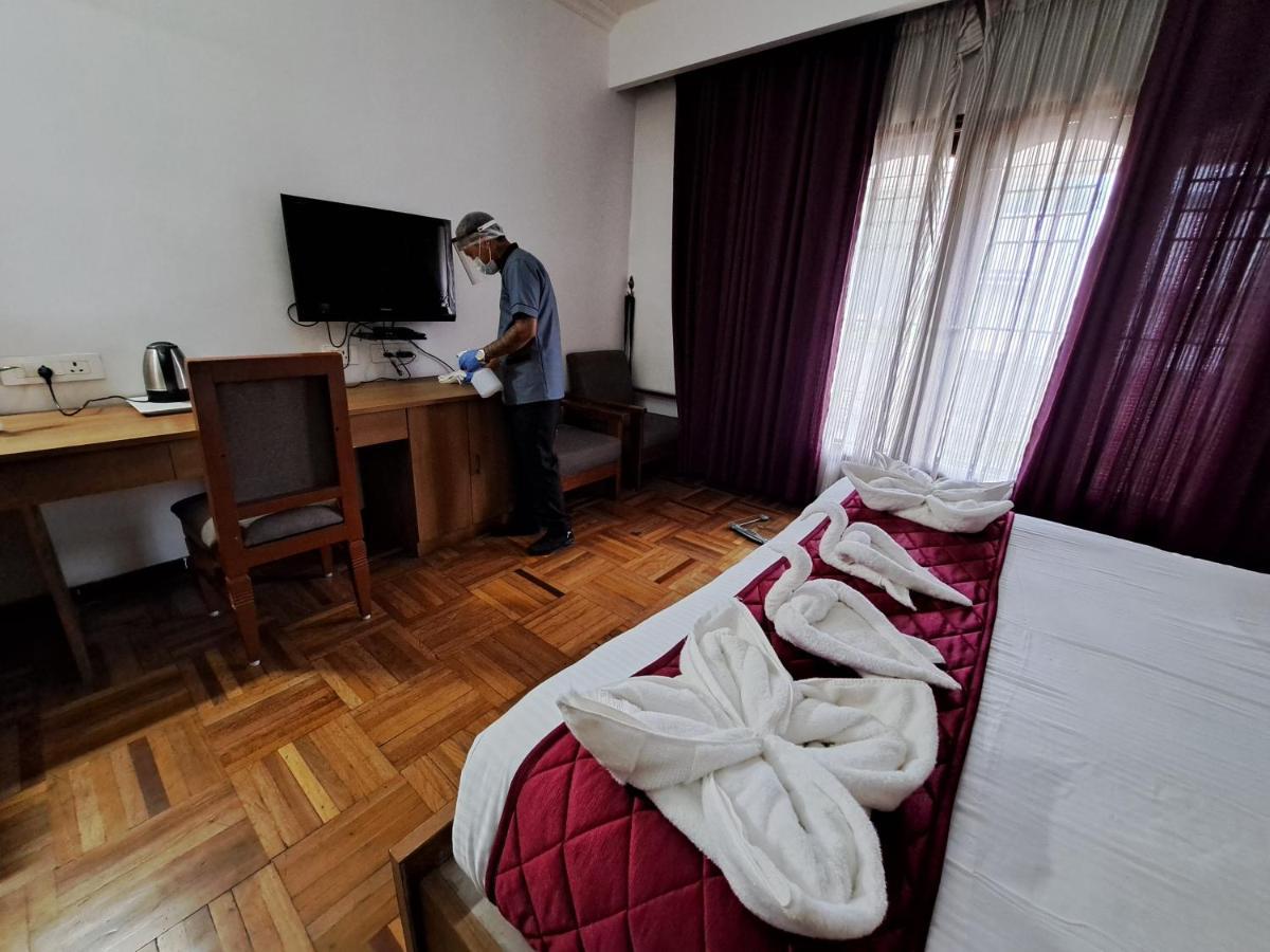 Hotel Preethi Classic Towers Ooty Exteriör bild